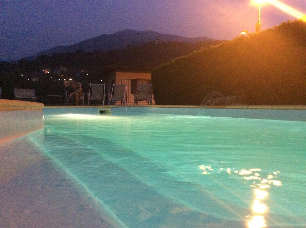 Hotel La Torre Castiglione dʼIntelvi Dış mekan fotoğraf