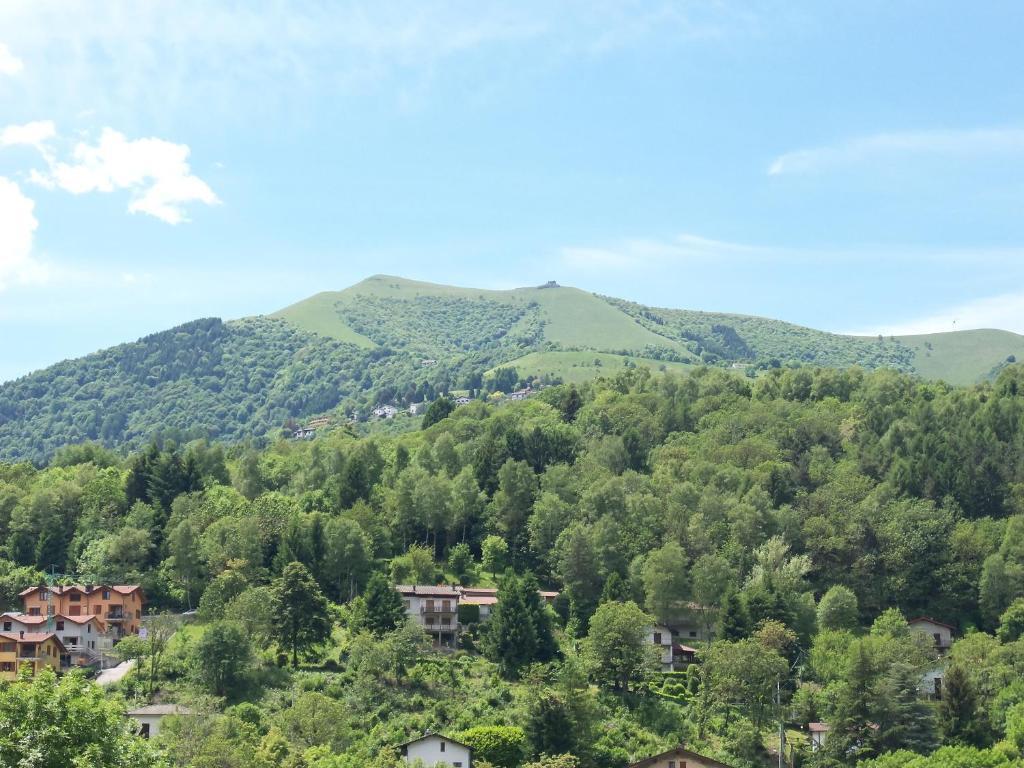 Hotel La Torre Castiglione dʼIntelvi Dış mekan fotoğraf