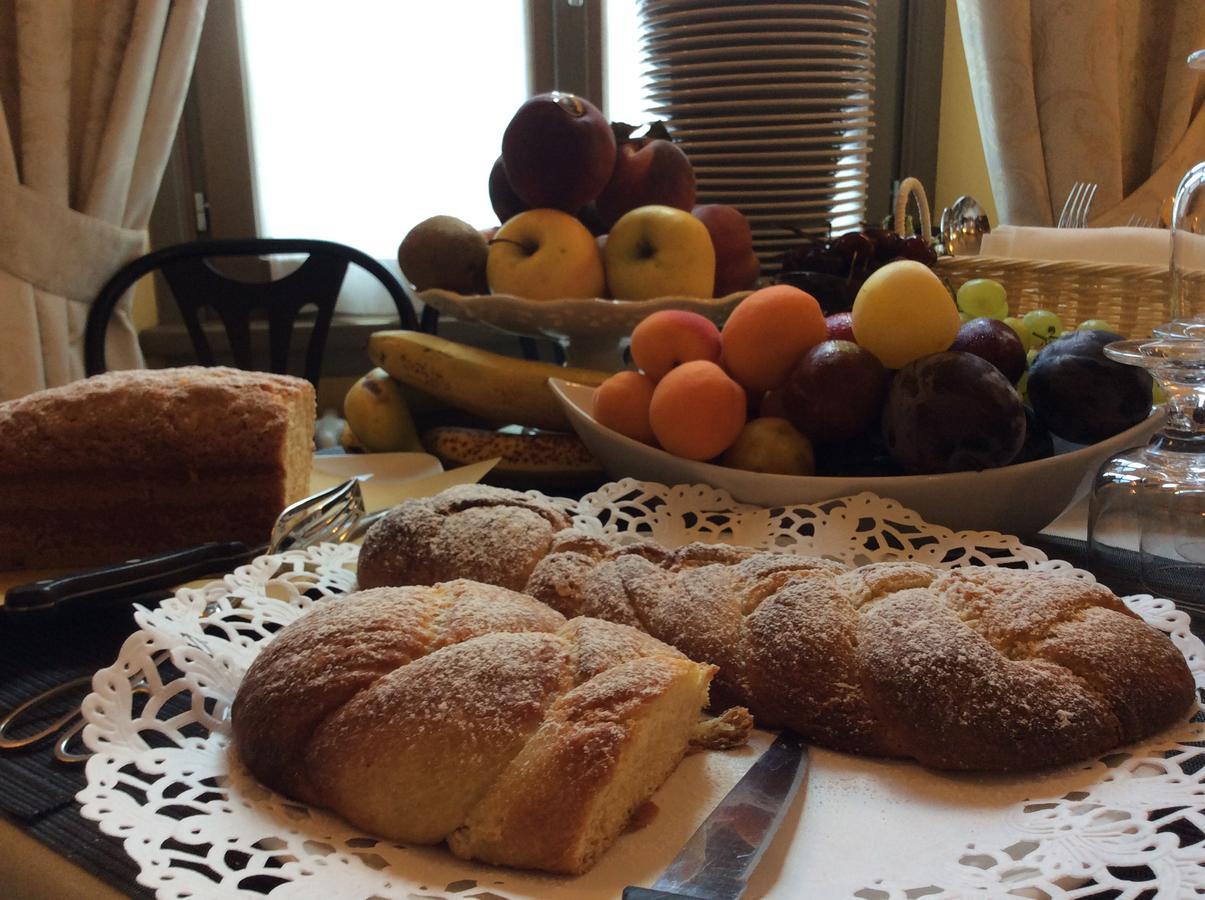 Hotel La Torre Castiglione dʼIntelvi Dış mekan fotoğraf