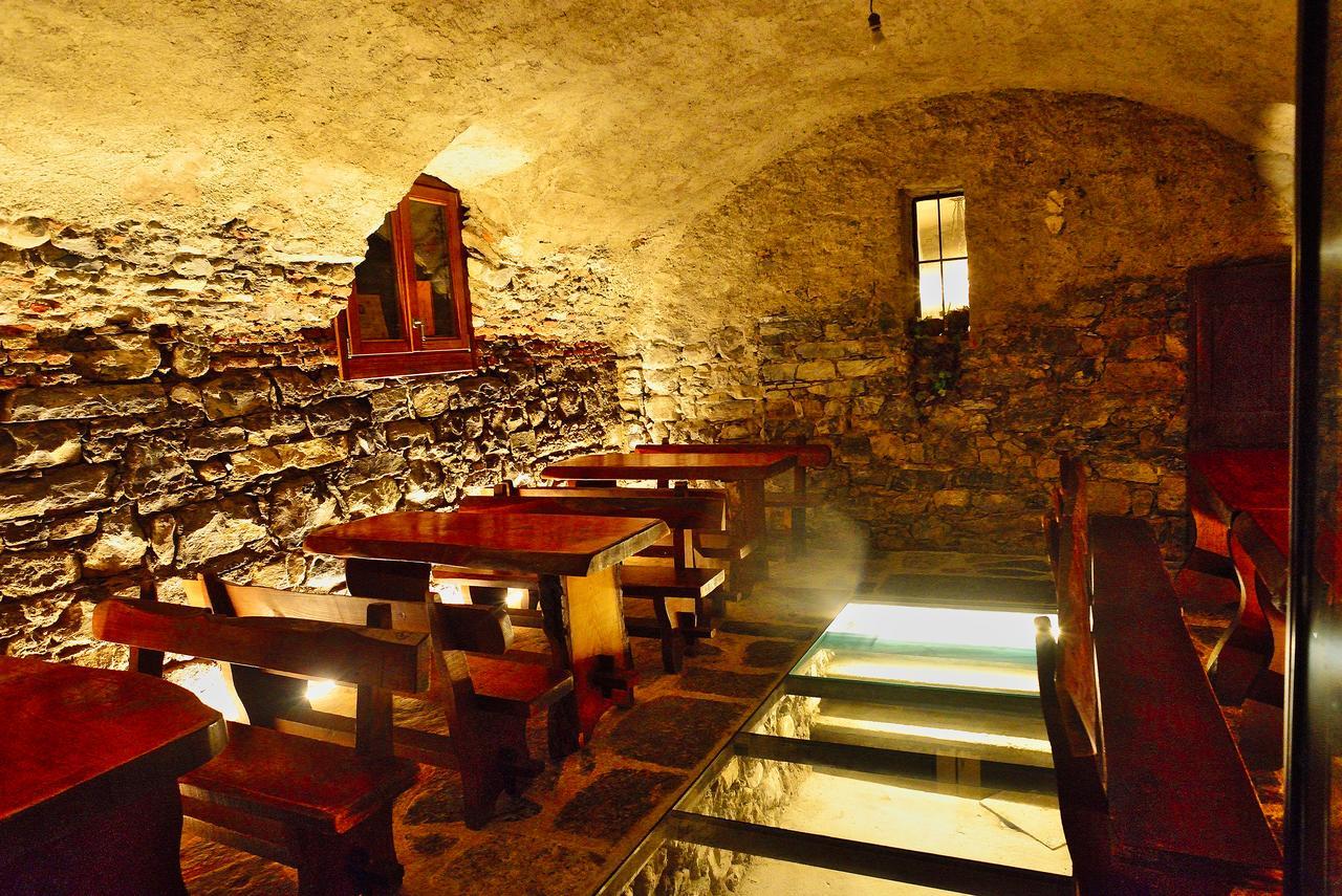 Hotel La Torre Castiglione dʼIntelvi Dış mekan fotoğraf
